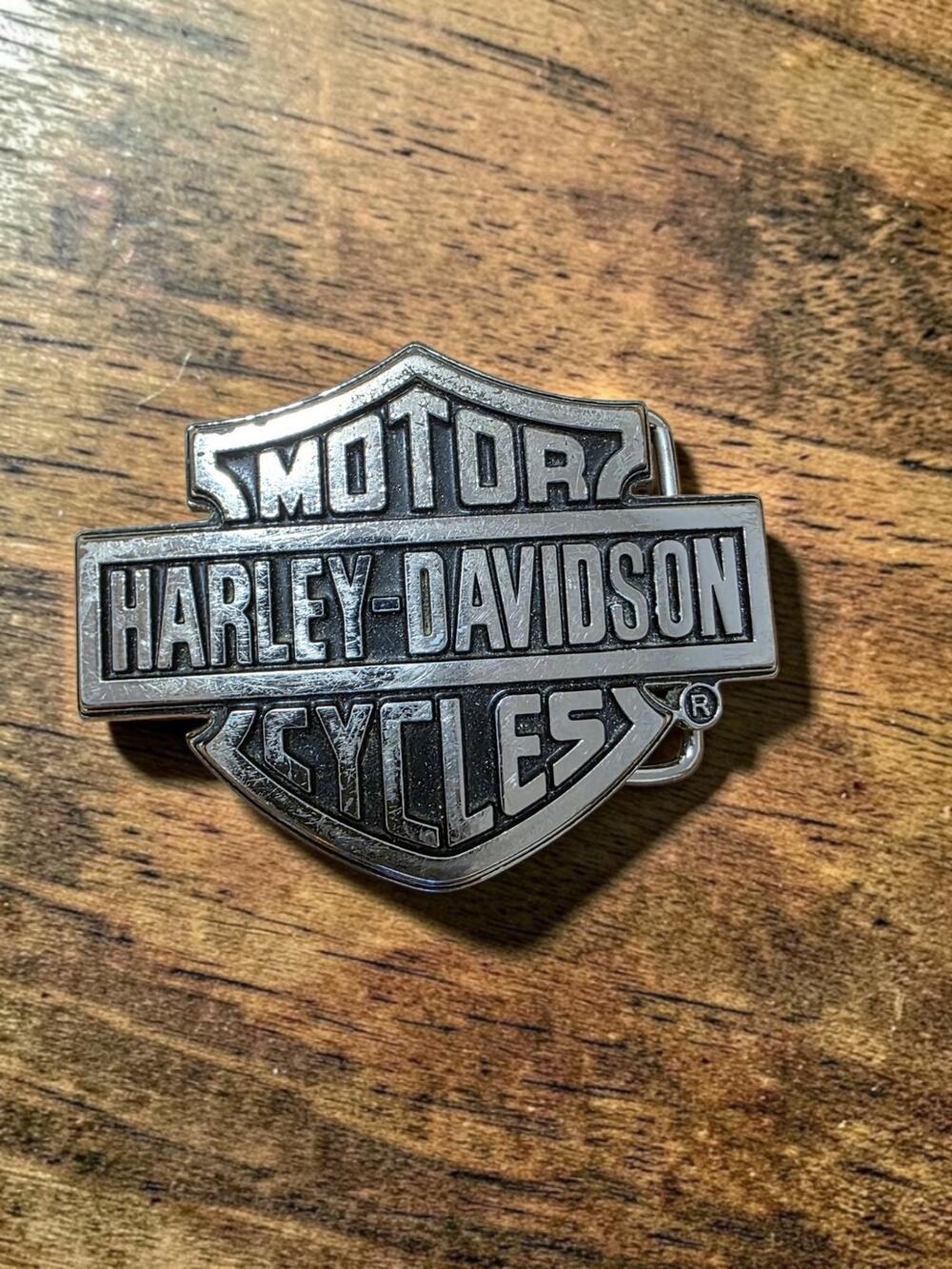 Harley-Davidson Motor Cycles Logo Belt Buckle 99435-05V 2005 Silver Tone